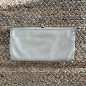 HOBO Lauren Clutch Wallet